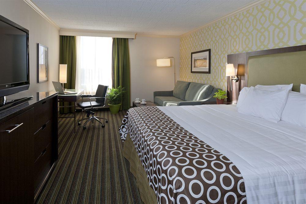 Best Western Premier The Central Hotel & Conference Center Χάρισμπουργκ Δωμάτιο φωτογραφία