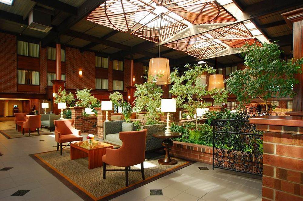 Best Western Premier The Central Hotel & Conference Center Χάρισμπουργκ Εξωτερικό φωτογραφία
