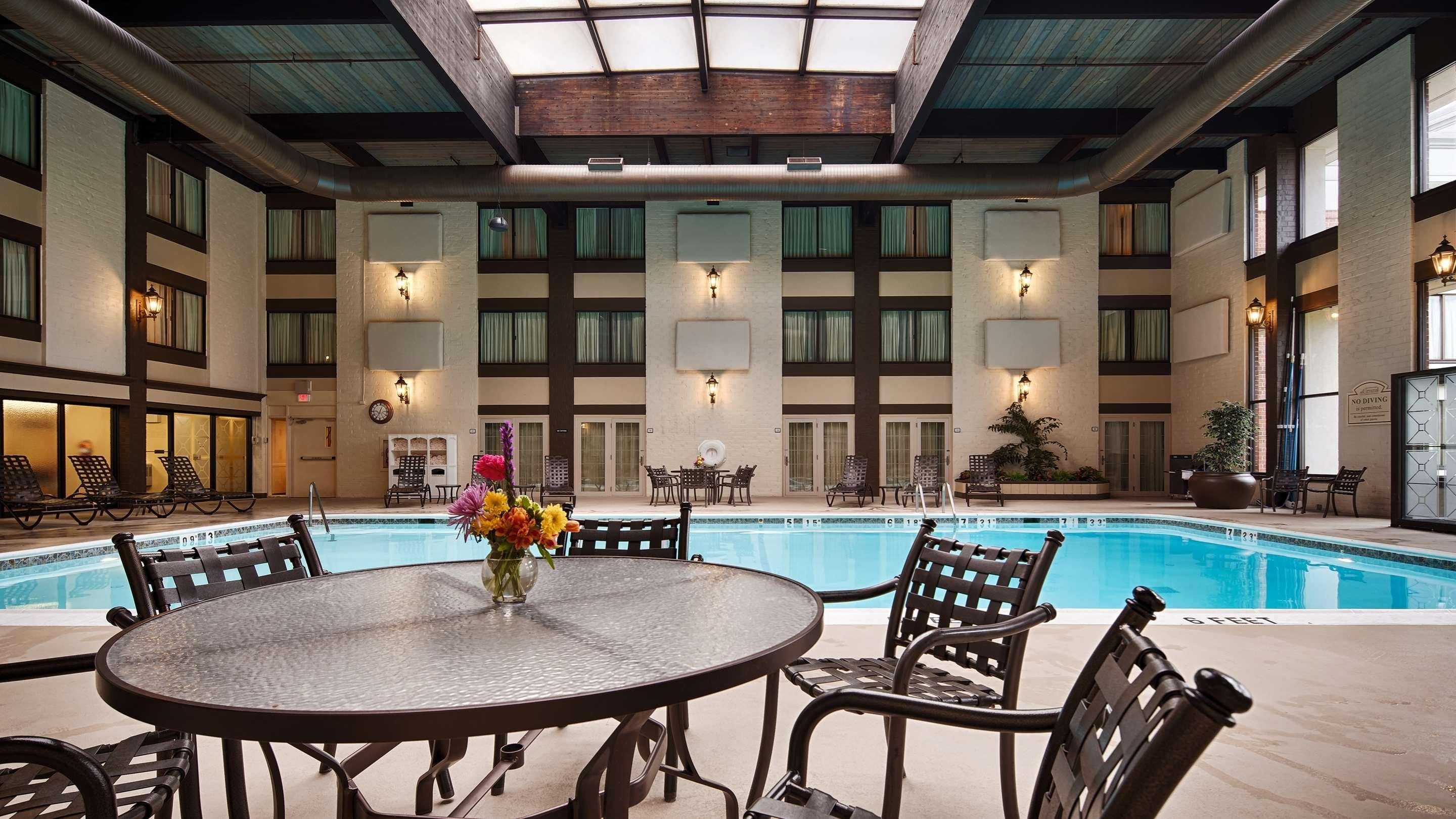 Best Western Premier The Central Hotel & Conference Center Χάρισμπουργκ Εξωτερικό φωτογραφία