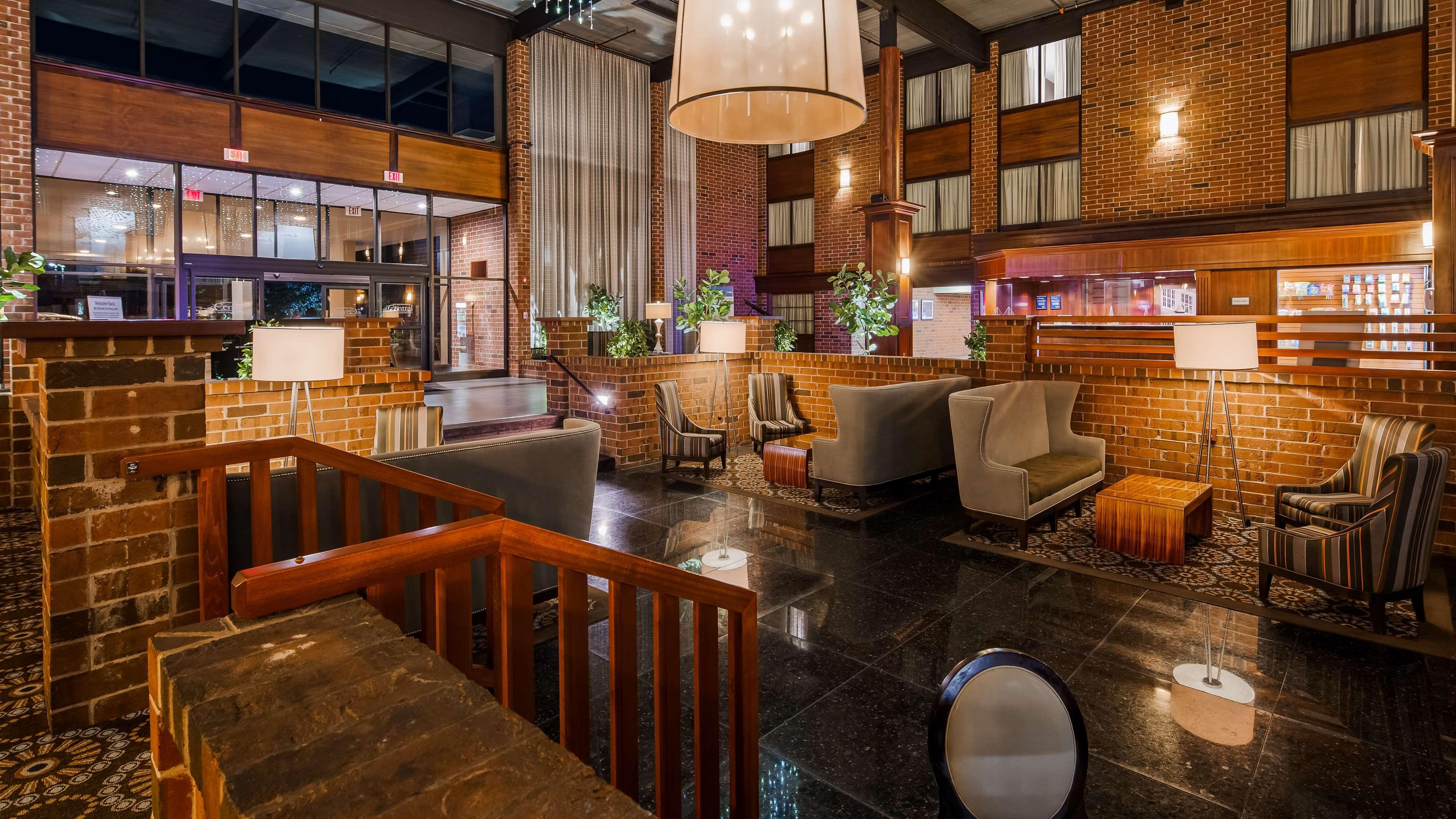 Best Western Premier The Central Hotel & Conference Center Χάρισμπουργκ Εξωτερικό φωτογραφία